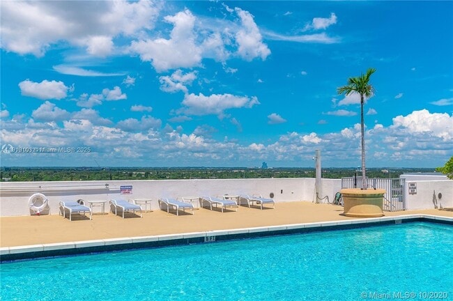 Building Photo - 1830 Radius Dr