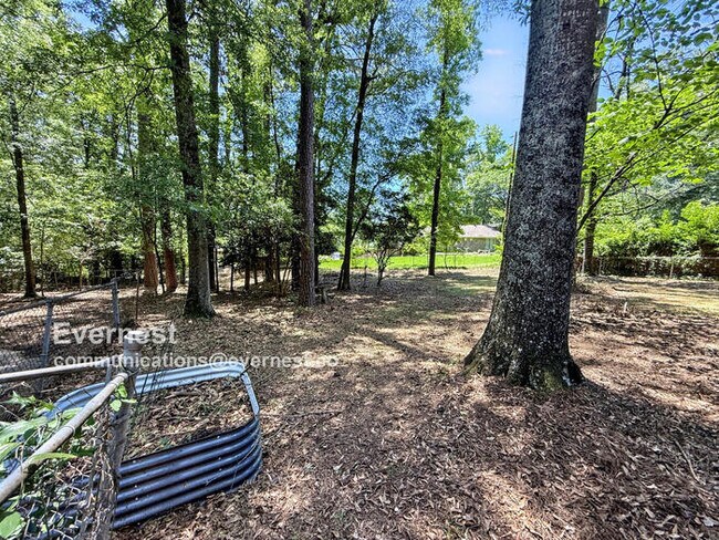 Building Photo - 2723 Acton Rd
