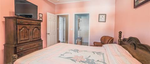 Building Photo - 15561 Bellamar Dr