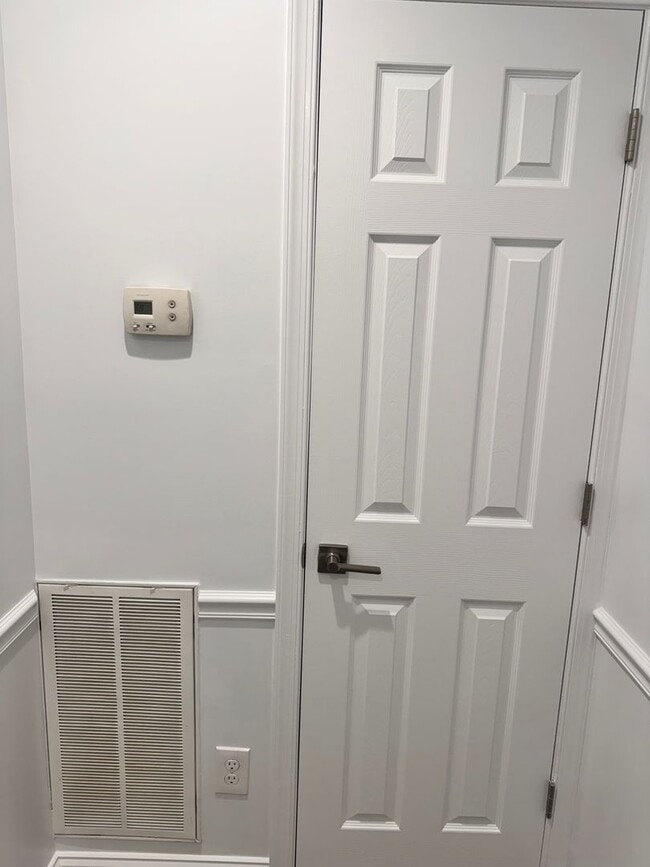 Building Photo - 1513 W Passyunk Ave