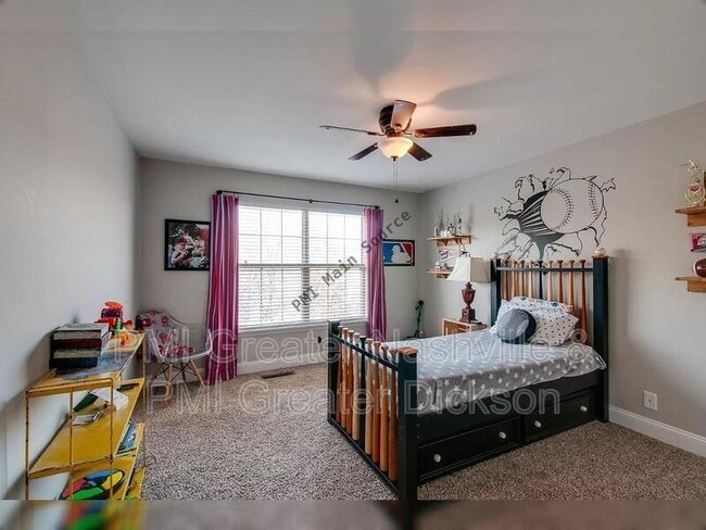 Building Photo - 5503 Saddlewood Ln