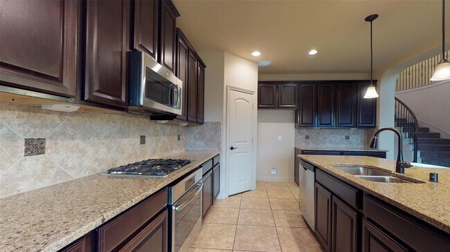 Building Photo - 16807 Chapman Lake Ct