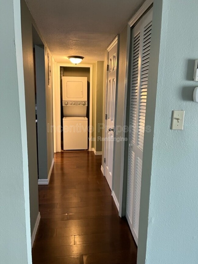 Building Photo - 1954 Conway Rd