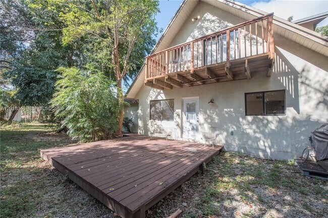 Building Photo - 31020 SW 193rd Ave