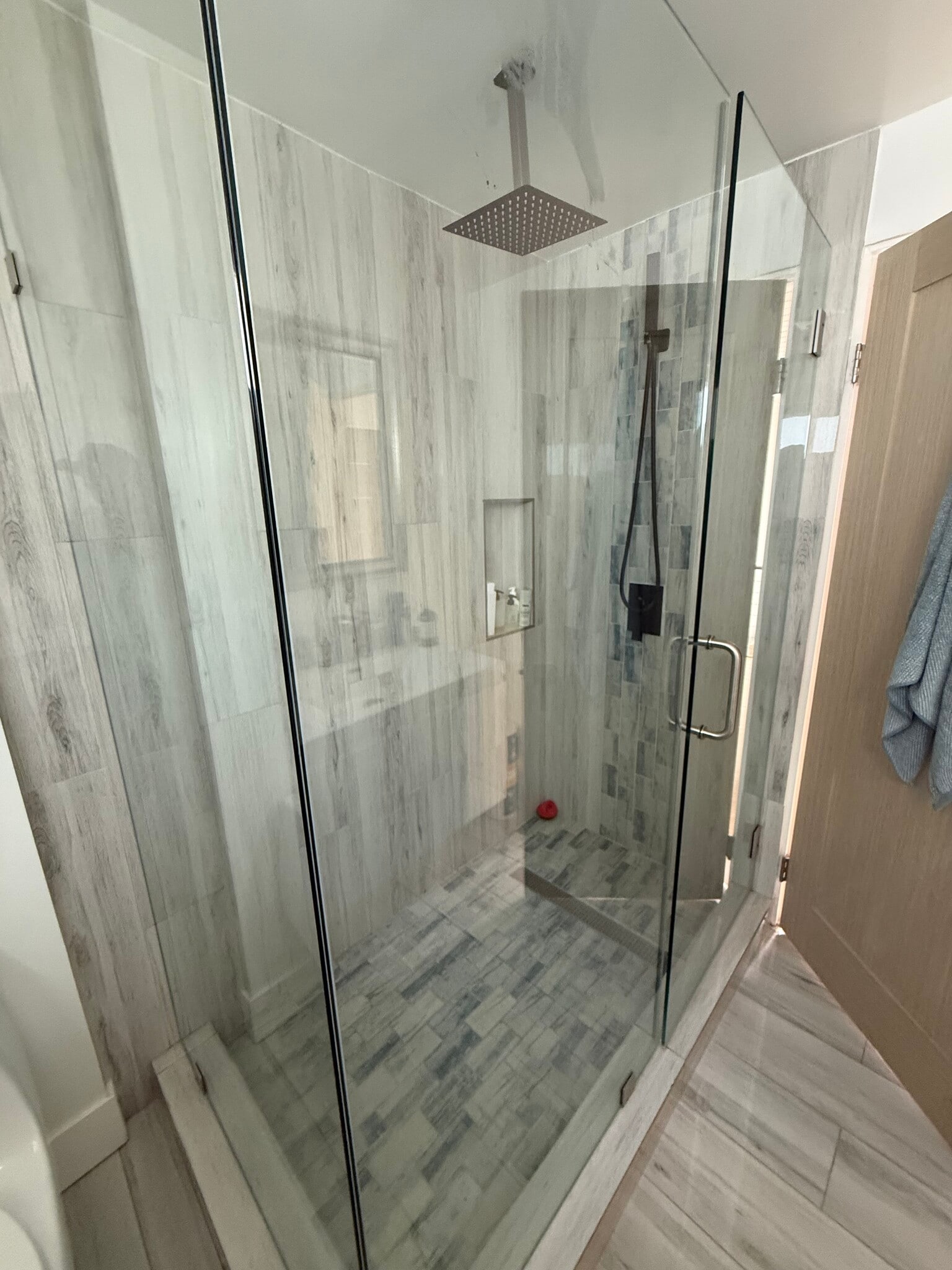 Building Photo - 2396 Redlands Dr