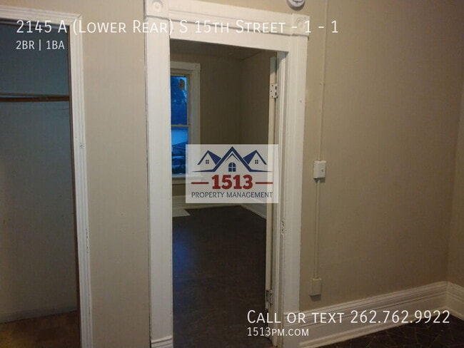 Building Photo - 2145 S 15th St