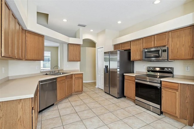 Building Photo - 15841 Pond Rush Ct