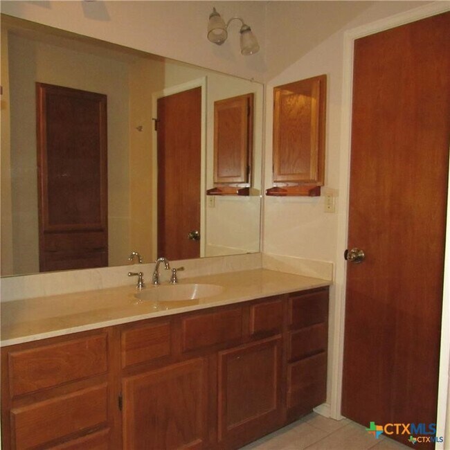 Building Photo - 1133 Ashby St