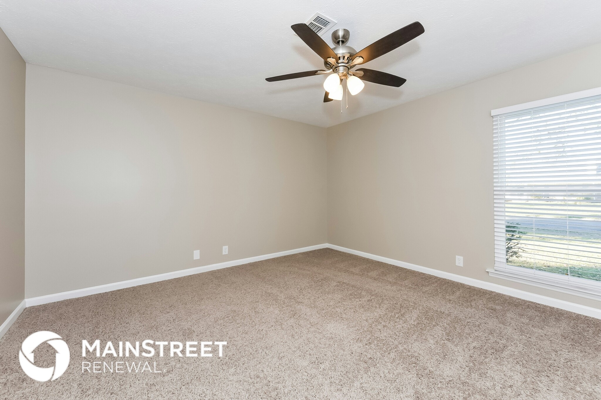 Building Photo - 406 Adeline Dr