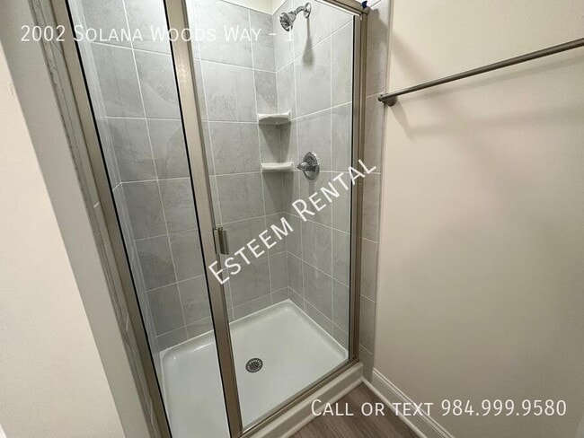 Building Photo - 2002 Solana Wds Dr