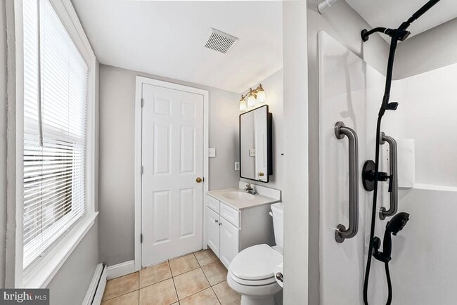 Building Photo - 4236 Florida Ave