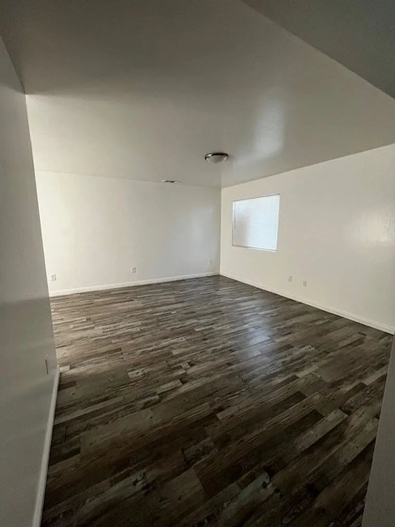 Building Photo - 931 Monterey St