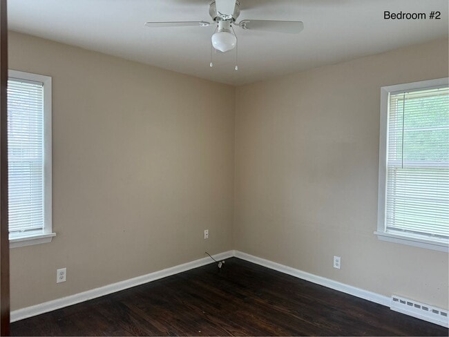 Building Photo - Newly Renovated - Spacious 4 Bedroom - 2 B...