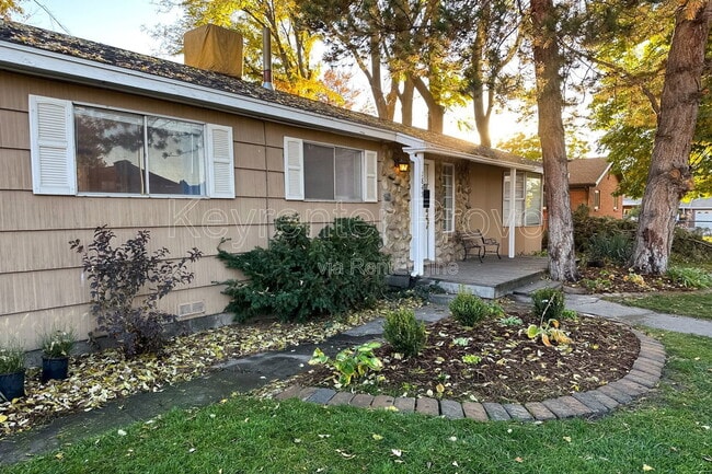 Building Photo - 1845 W 80 S