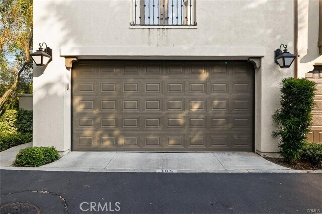 Building Photo - 105 Mission