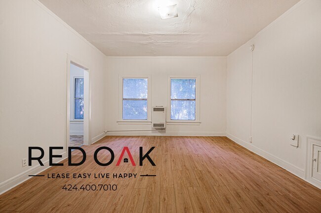 Building Photo - 693 Shatto Pl