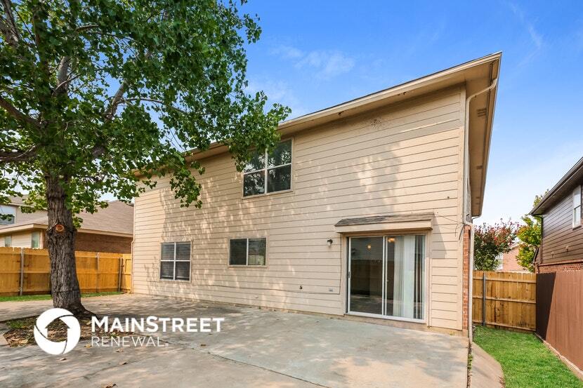 Building Photo - 4820 Trail Hollow Dr
