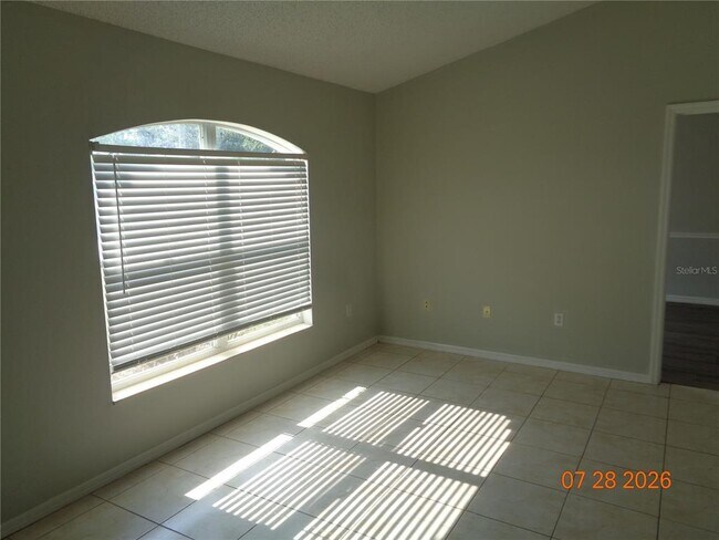 Building Photo - 2610 Groveland Ave