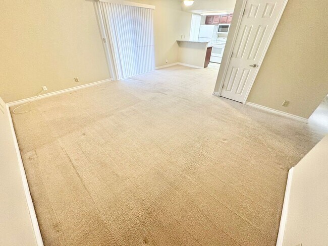Building Photo - 4361 Alexis Dr
