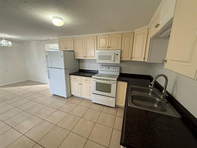 Building Photo - 1149 Brown St