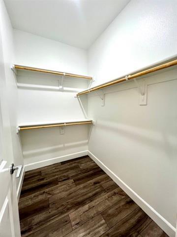 Building Photo - 5653 Woodlands Dr