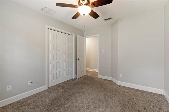 Building Photo - 232 Tafflinger Rd