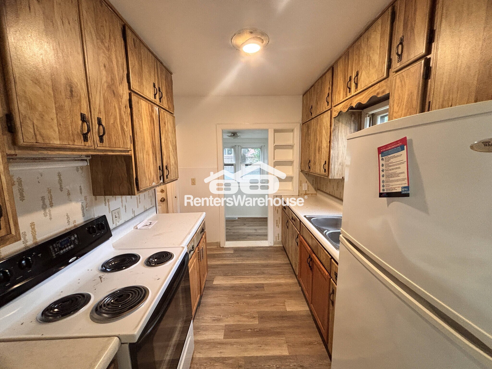 Building Photo - 1229 Merle Hay Rd