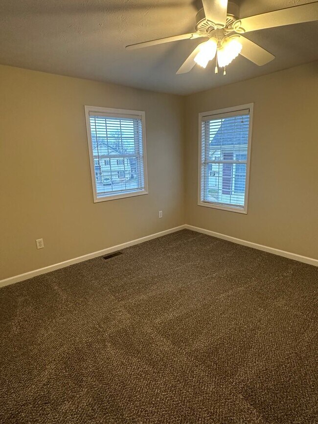 Building Photo - 1289 Cobble Creek Cir