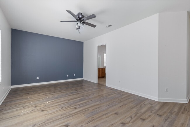 Building Photo - 40378 Corte San Carlos
