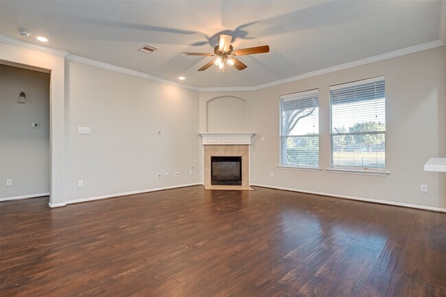 Building Photo - 26018 S Lakefair Dr