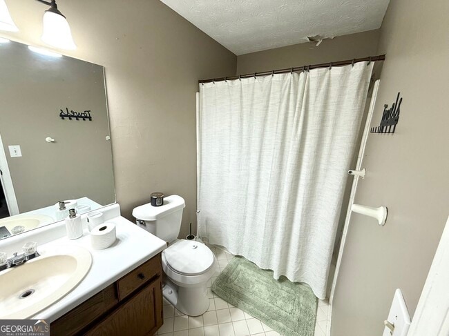 Building Photo - 2949 Governors Ct