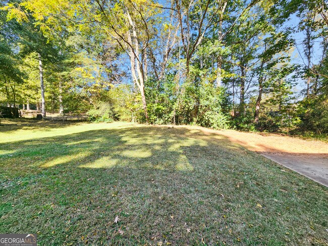 Building Photo - 201 Old Mill Trail SW