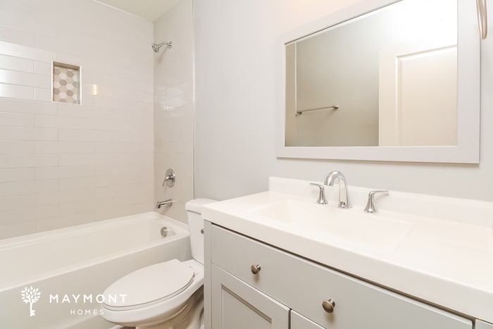 Building Photo - 205 Centre St