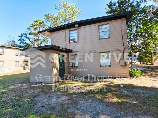 Building Photo - 11620 Charlie Rd