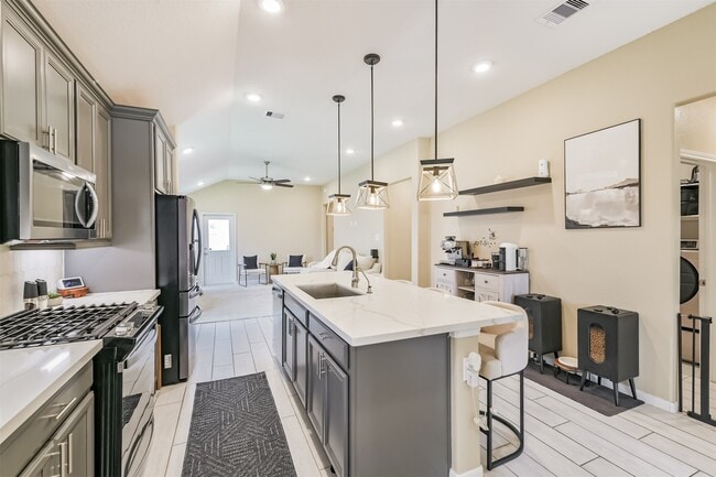 Building Photo - 20107 Percheron Pk Ln