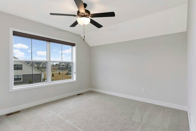 Building Photo - 7070 181st St W