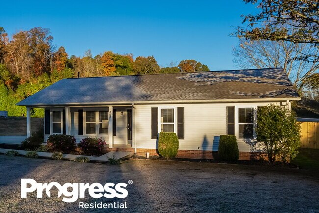 Building Photo - 363 Honeycutt Dr SE