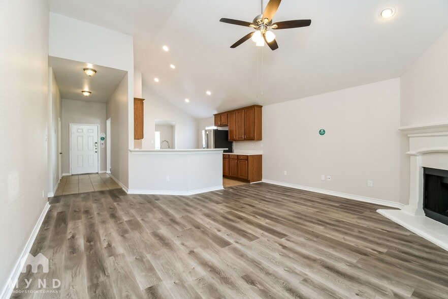 Building Photo - 7016 Seton Hall Dr