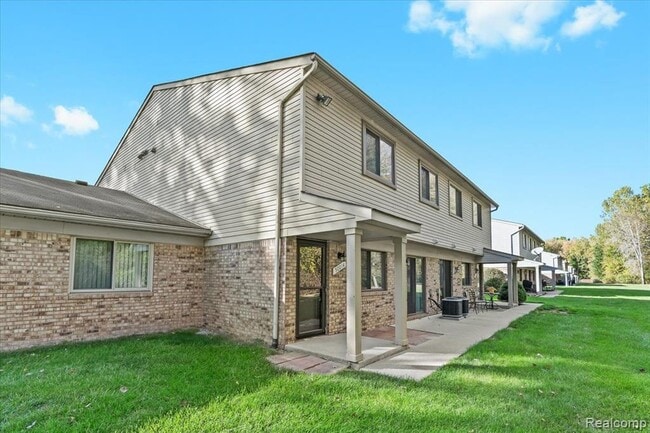 Building Photo - 50014 S Jimmy Ct