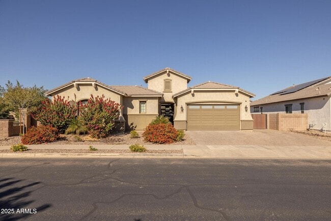 Building Photo - 20194 E Raven Dr