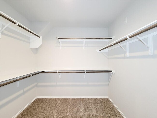 Building Photo - 6011 Diantha St