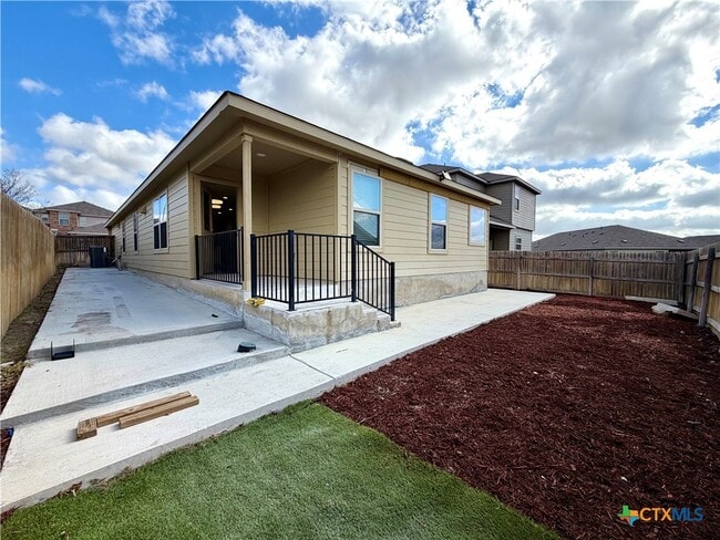 Building Photo - 216 Star Pass