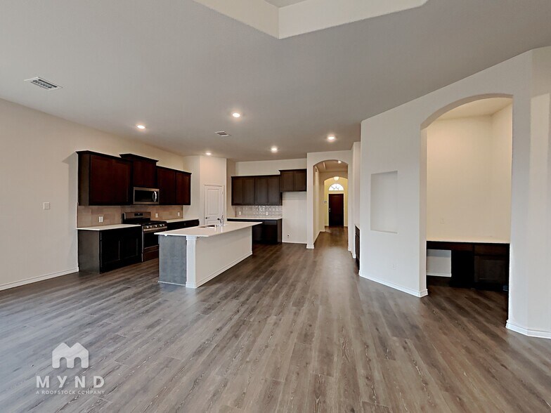 Building Photo - 1239 Brooklyn Dr