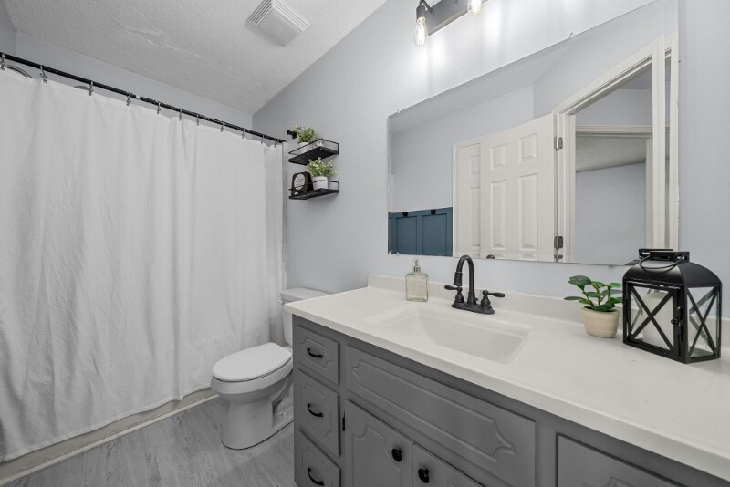 Building Photo - 2413 Egret Dr