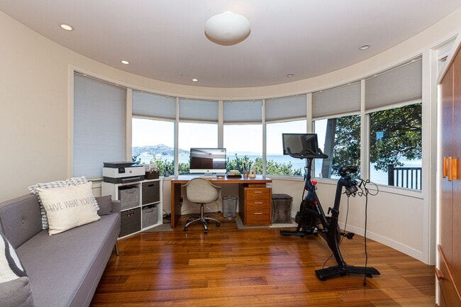 Building Photo - Luxurious Sausalito Breathtaking View Masterpiece! 4BR/3.5BA Home + 1BR/1BA Guest House! Parking!...