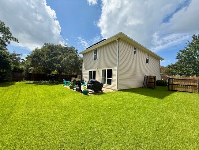 Building Photo - 447 Forest Glen Pl