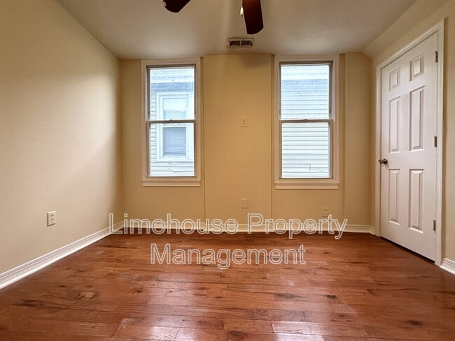 Building Photo - 305 Hardy Ave