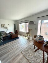 Living room unit 5 - 2645 28th St