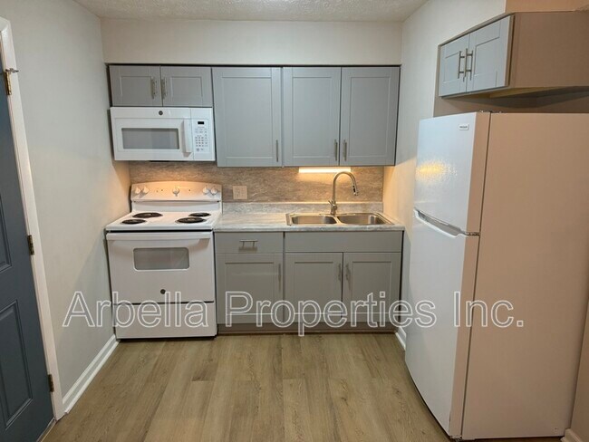Building Photo - 956 Kendrick Creek Rd