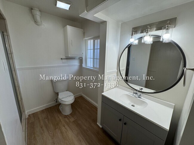 Building Photo - 333clay